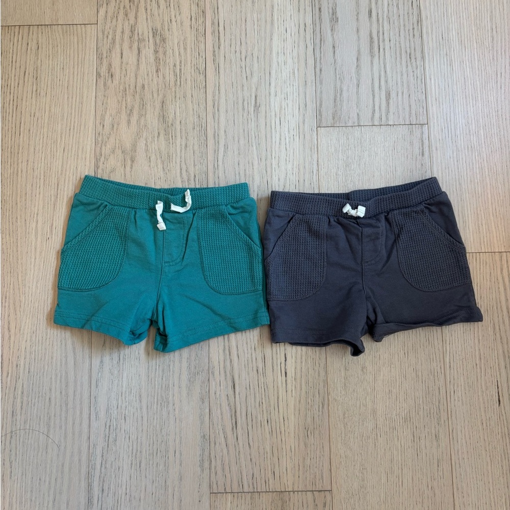 Little planet by Carter’s 2-pack toddler shorts, size 24 months